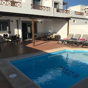 villa-estaca-luxury.in-canary-islands.com/